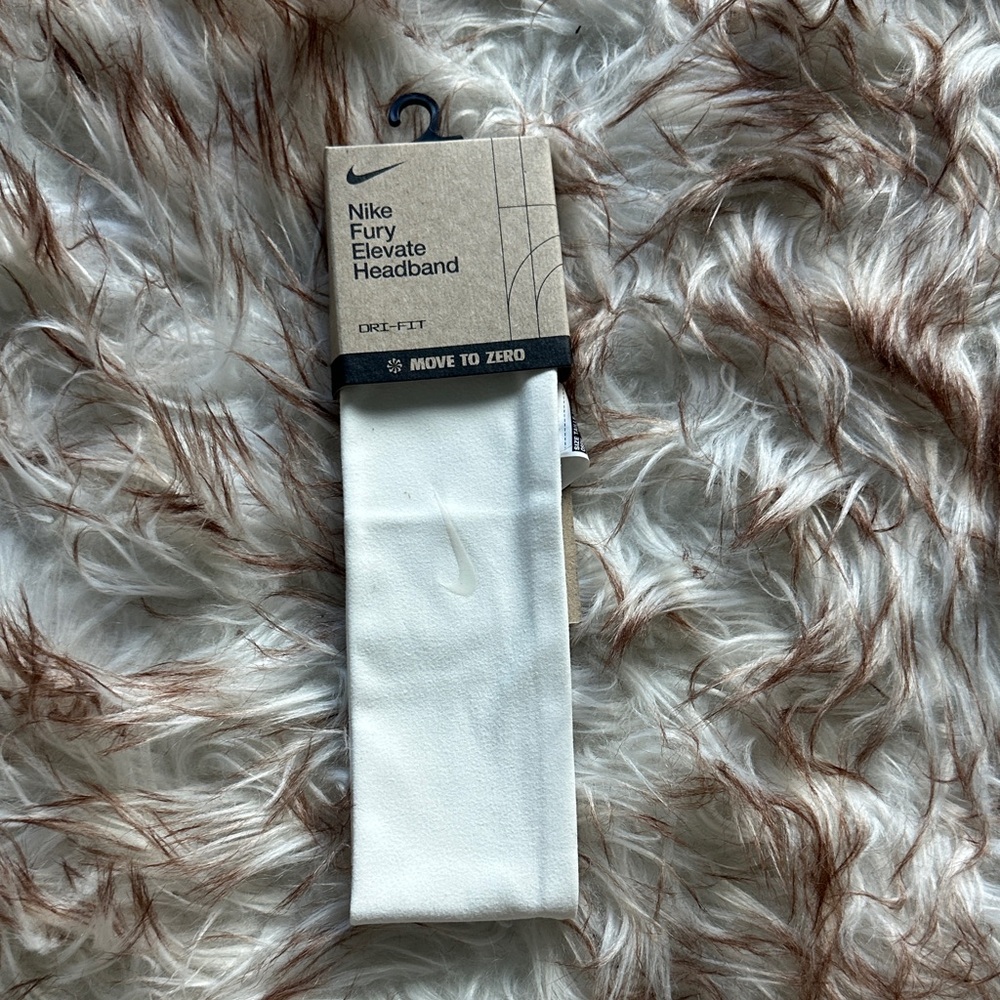 Nike Fury Elevate Headband in Cream